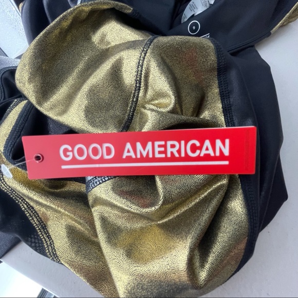 GOOD AMERICAN NWT BONDED MESH CURVE LEGGINGS METAL - Picture 5 of 7